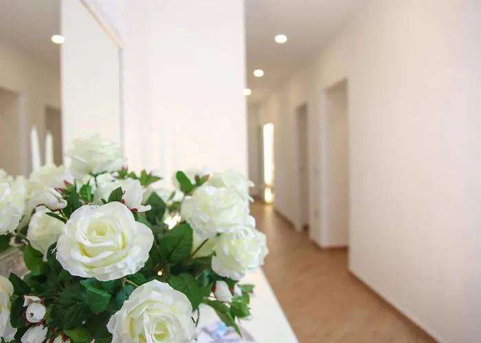 La Perla - Chic Accommodation